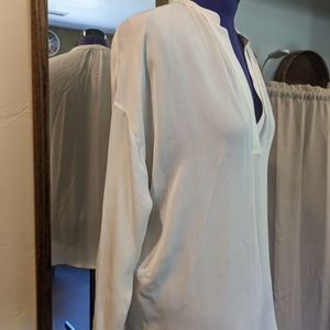 Vince women's silk blouse size XSmall